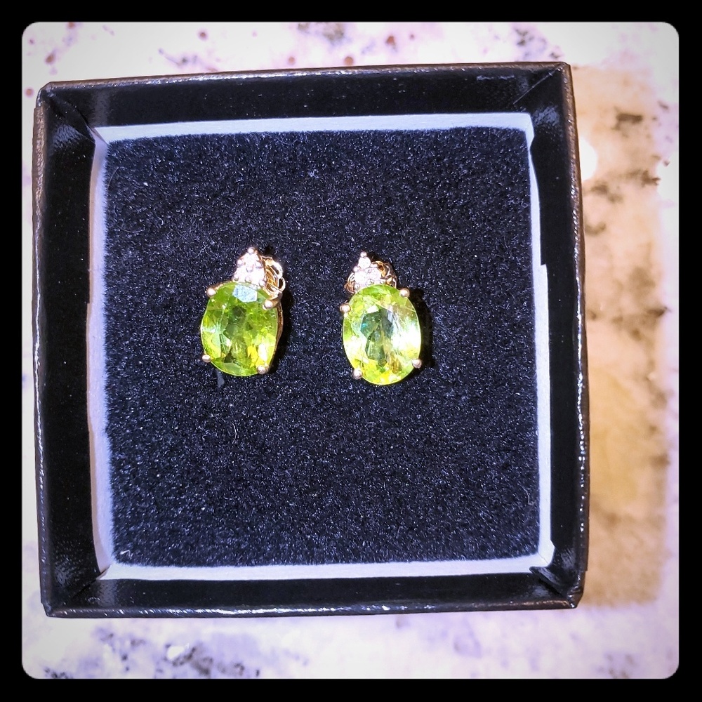 Beautiful Peridot and Diamond Earrings